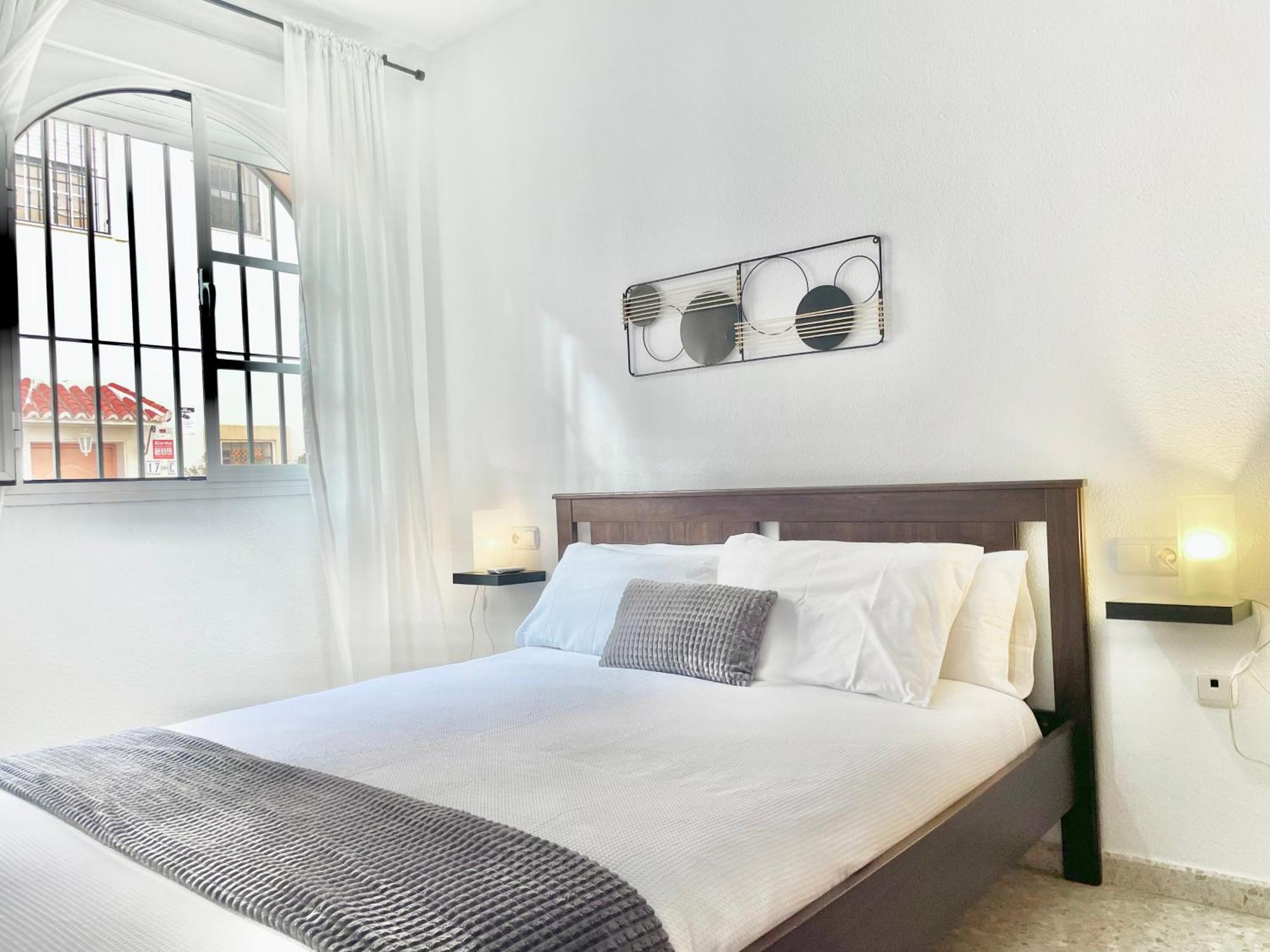 Centrico 2 Dormitorios Con Parking En La Trinidad Màlaga Exteriér fotografie