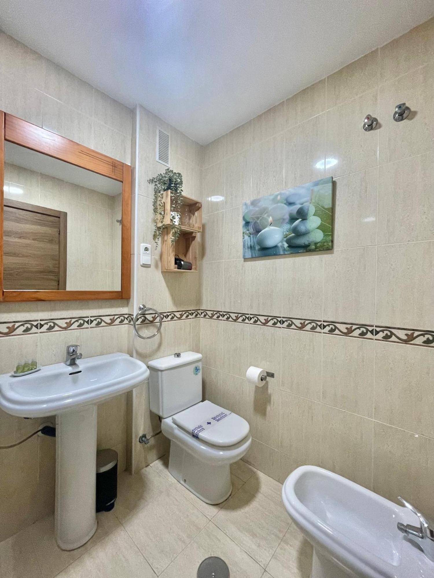 Centrico 2 Dormitorios Con Parking En La Trinidad Màlaga Exteriér fotografie